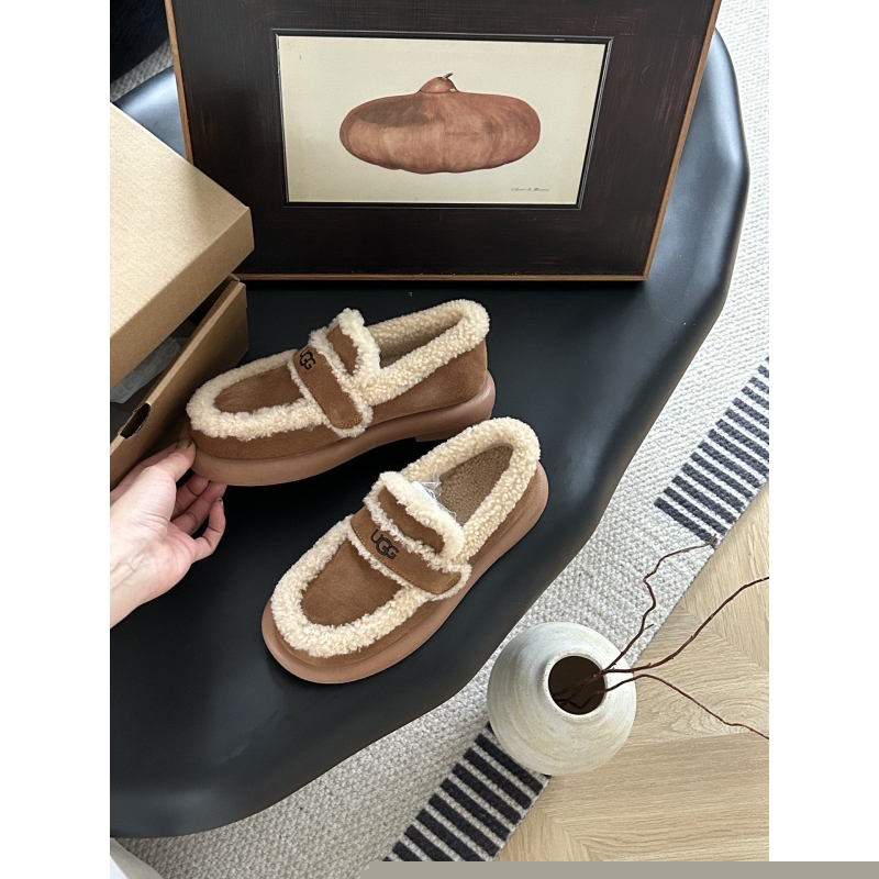 Ch*el sneakers